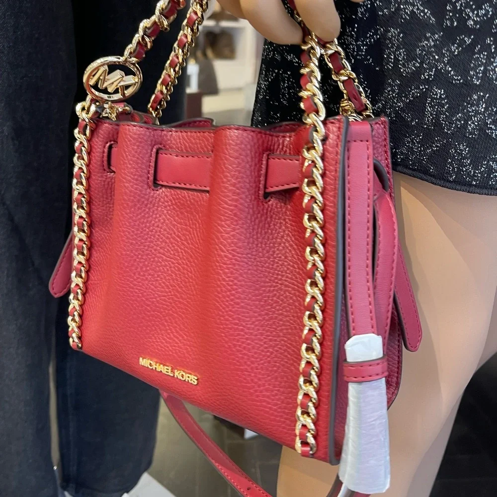 MICHAEL KORS Mina Small Chain Crossbody XBody Bag Belt Chain Inlay
Cherry
NWT - Picture 10 of 16